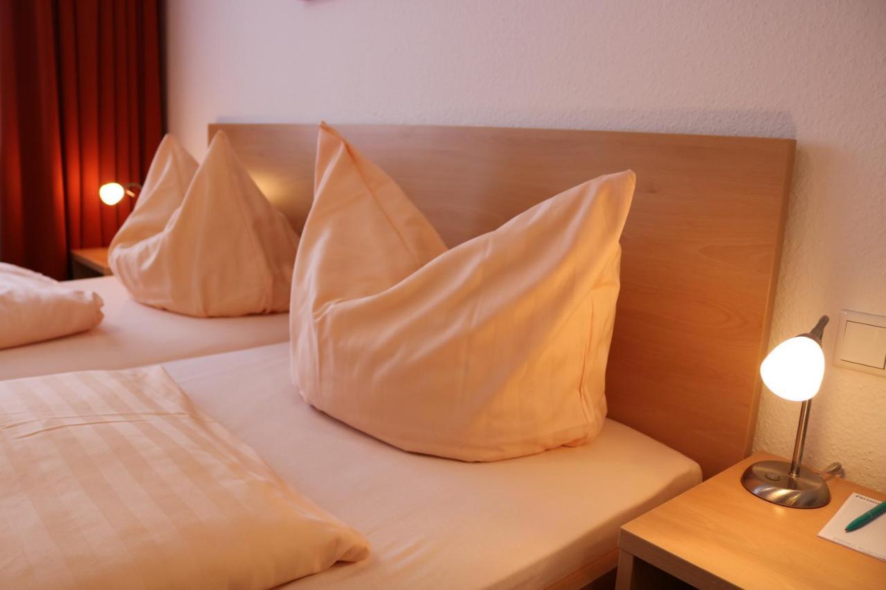 Hotel Brunnenhof Bad Fussing Exterior photo